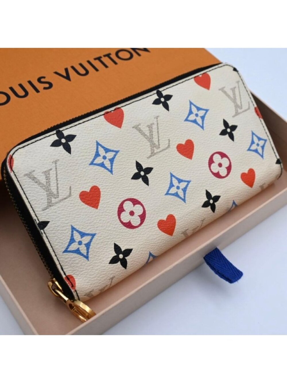 Louis Vuitton Game on Zippy Wallet Multicolor